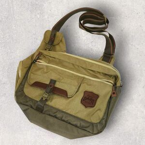 Eddie Bauer Adventurer Messenger Sling Laptop Bag Green Canvas, 14 Pockets, NWOT